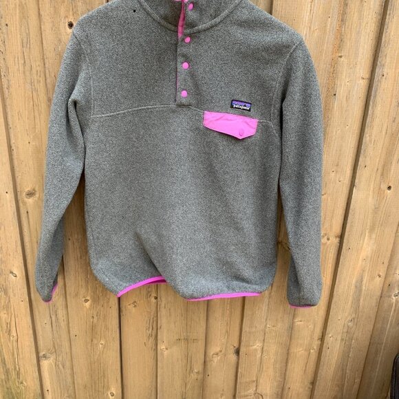 Patagonia Synchilla Snap T Fleece Pullover Gray/Pink Small - Picture 4 of 5
